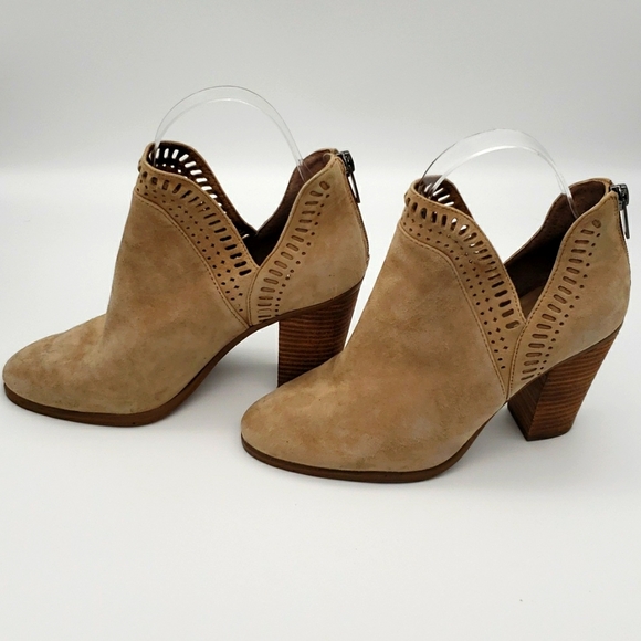 Vince Camuto Shoes - Vince Camuto Bootie Size 6.5 M in Leather Laser Cut-Rear Zipper